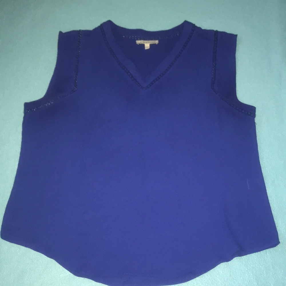 𝅺41 HAWTHORN sleeveless top beautiful blue v neck brickabrack detail NEW size XL